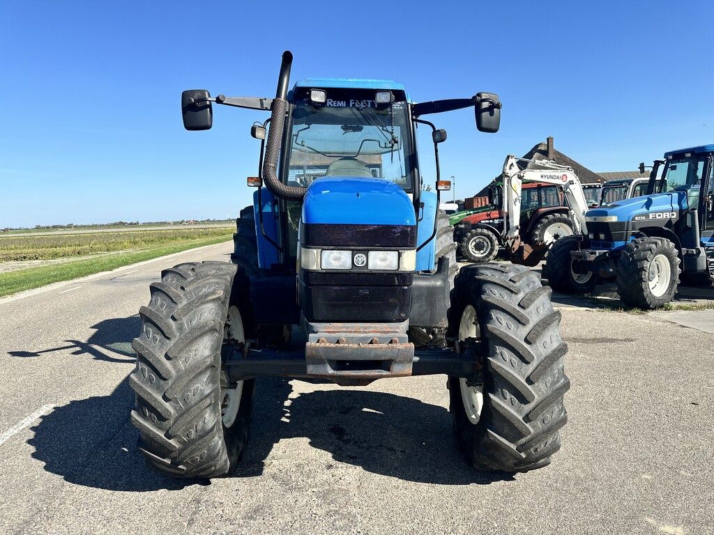 New Holland TM 125