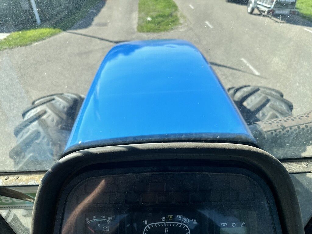 New Holland TM 125