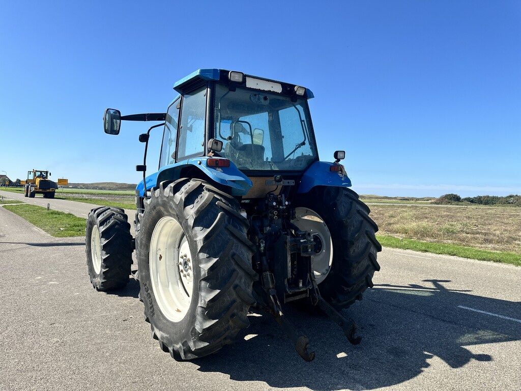 New Holland TM 125
