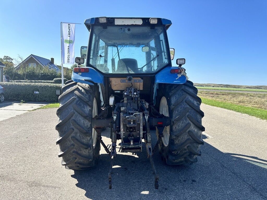 New Holland TM 125