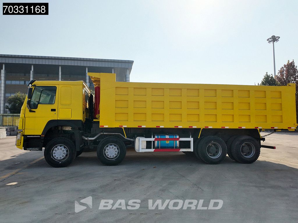 Sinotruk HOWO 371 8X4 Refurbished! 80T Full steel Airco Manual Euro 2