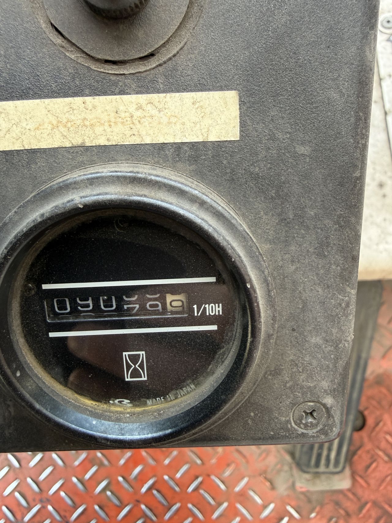 Nissan heftrck