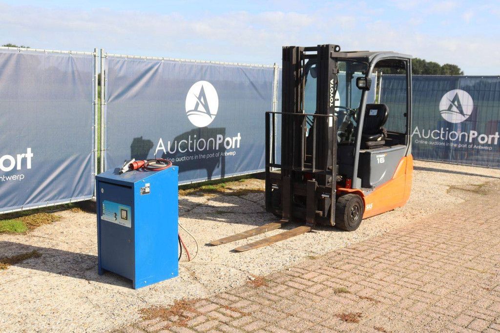 Toyota 8FBET16 Electric Forklift 1600kg 4.5m 2014