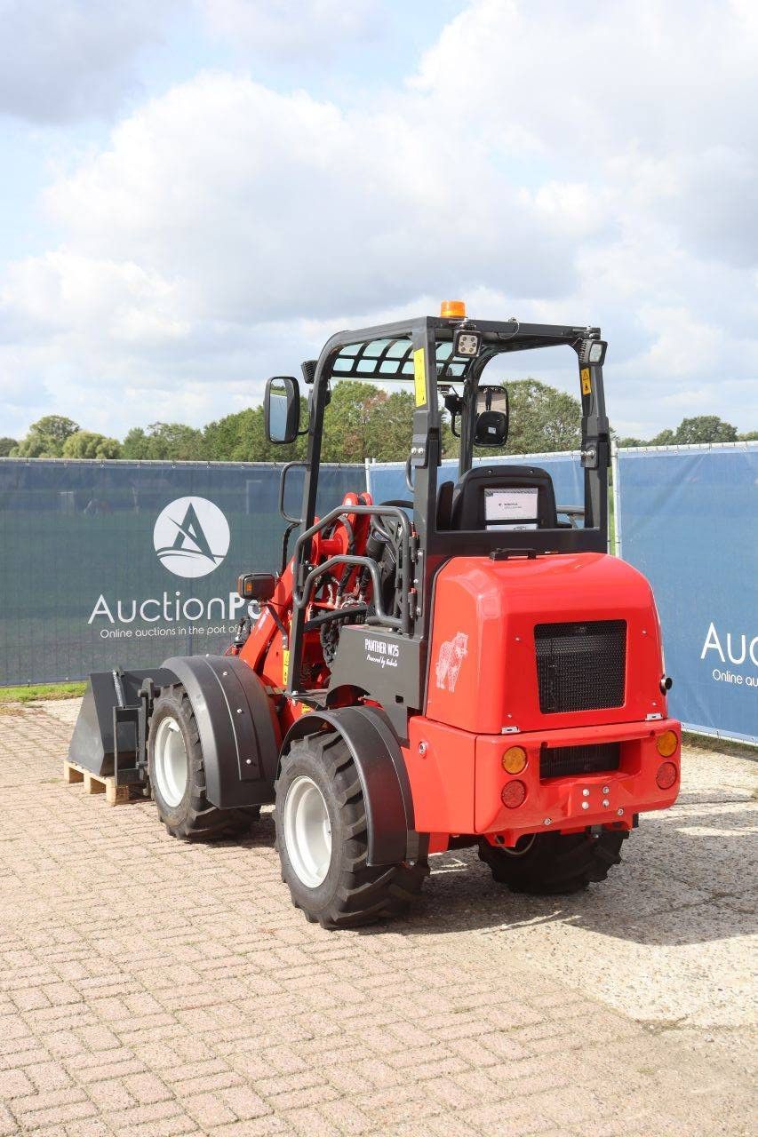 Wheel Loader Panther/ Landward W1160 Diesel 18.2kW 2025