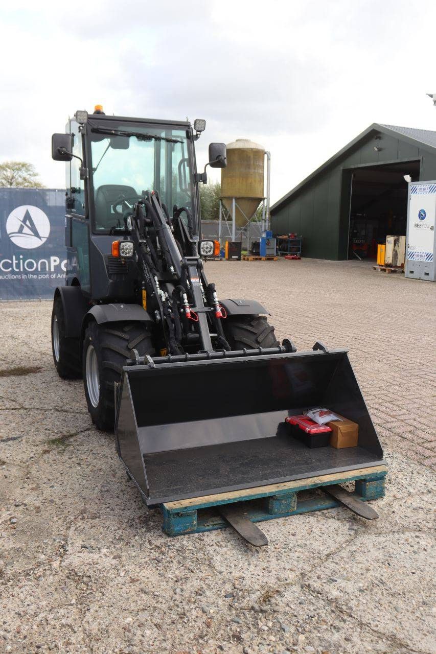 Panther W25 Diesel Wheel Loader 18.2kW 2026 New