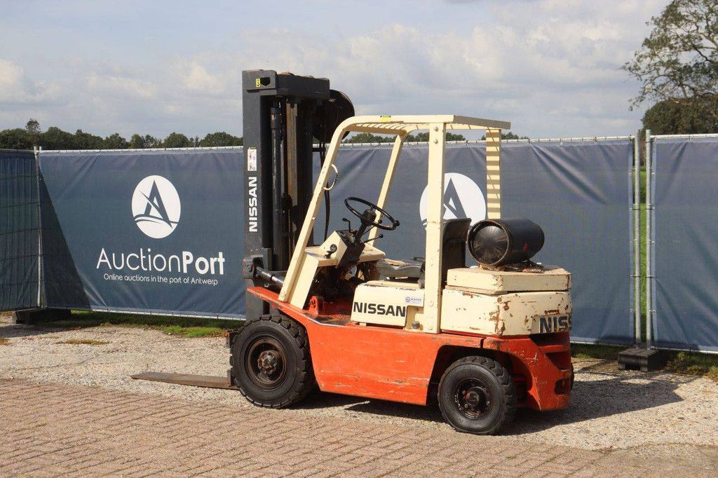 Gabelstapler Nissan PF02A20U LPG 2000kg 3,7m