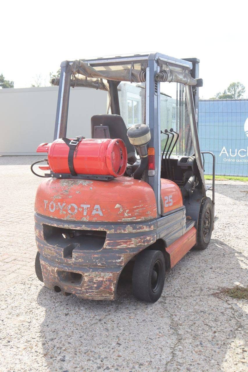 Forklift Toyota 42-6FGF25 LPG 2300kg 3.5m 1995