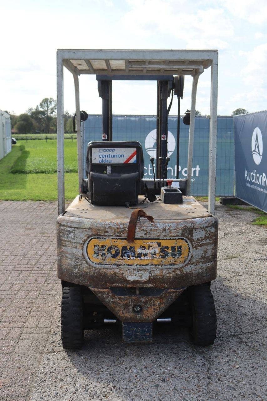 Komatsu FB25H-1E Elektro-Gabelstapler, 2500 kg, 3,0 m, Baujahr 1995