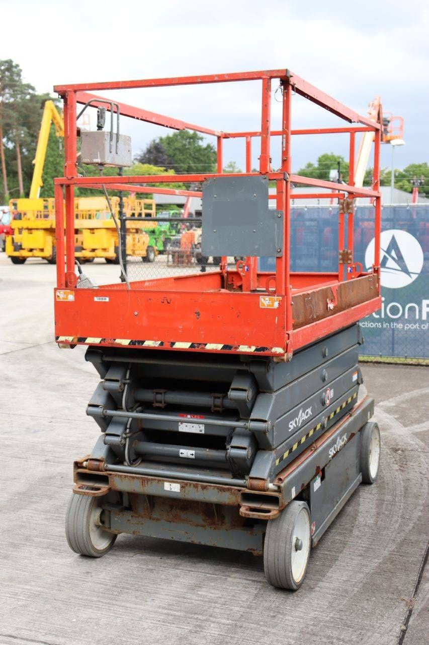 Skyjack SJ4632 Electric Scissor Lift 11.7m 2016