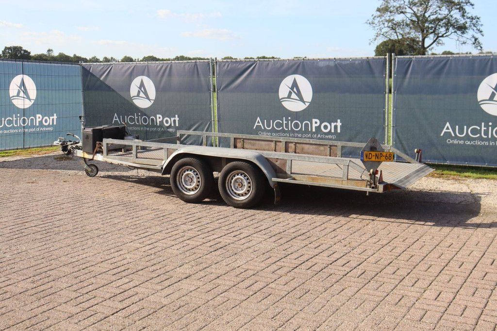 Car Transporter Trailer Henra F201 2000kg 2001