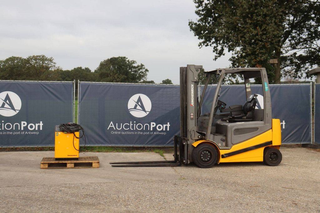 Gabelstapler Jungheinrich EFG 430k Elektro 3000kg 3,3m 2018
