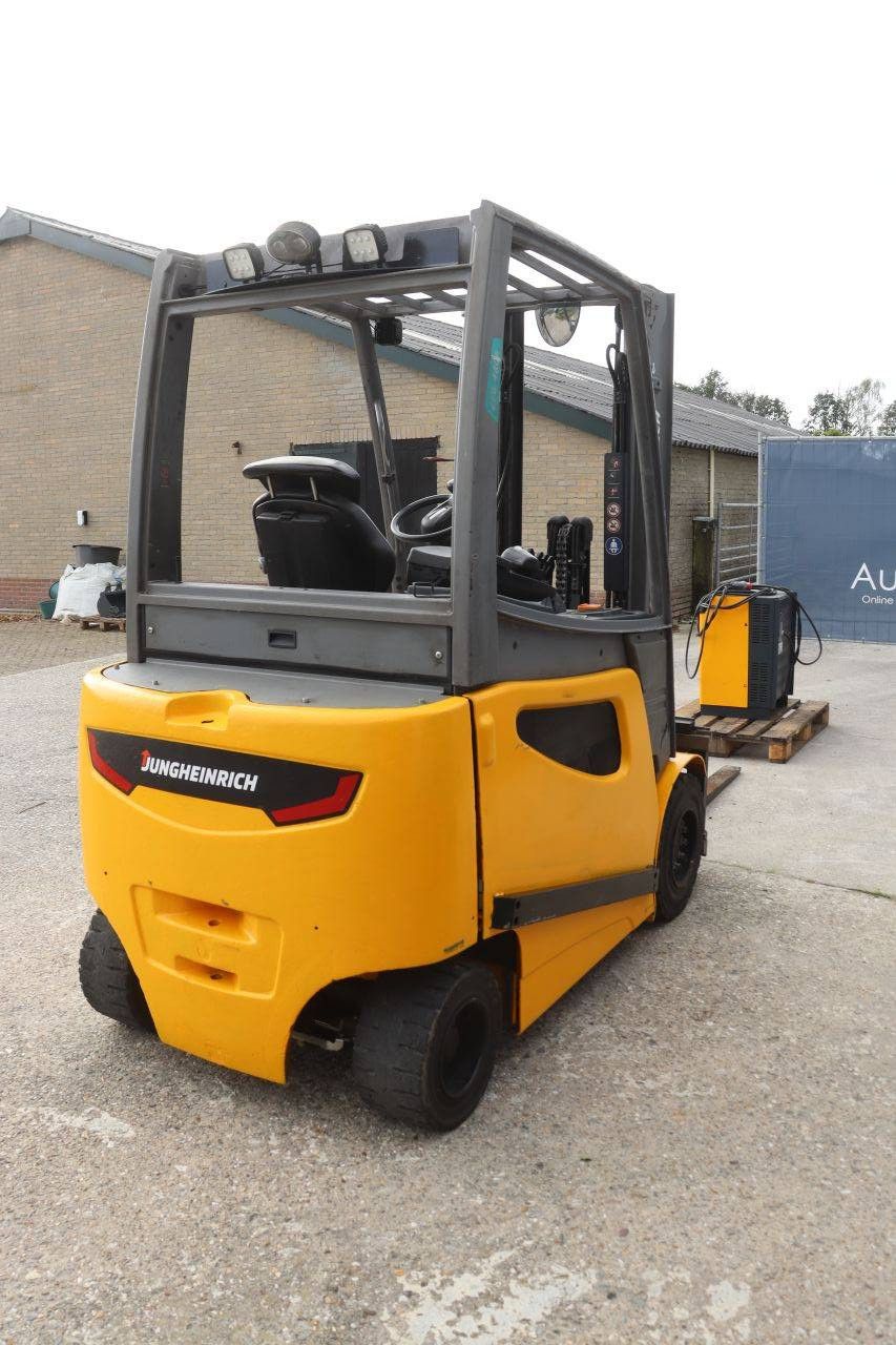 Gabelstapler Jungheinrich EFG 430k Elektro 3000kg 3,3m 2018