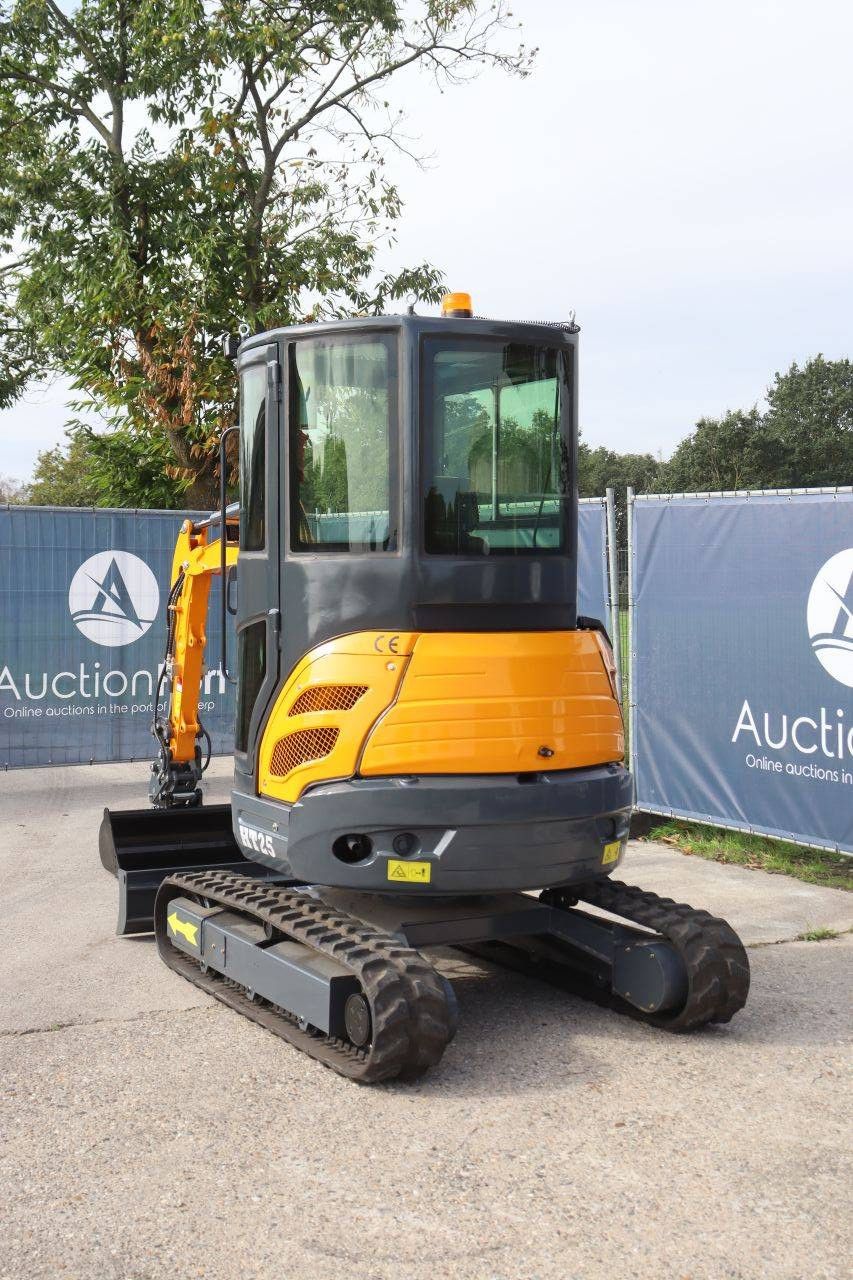Cougar HT25 Diesel Mini Excavator 14kW 2026 New