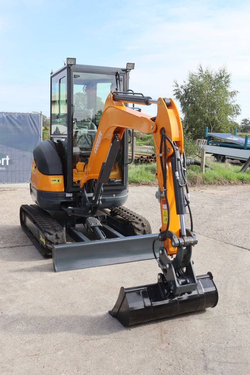 Cougar HT25 Diesel Mini Excavator 14kW 2026 New