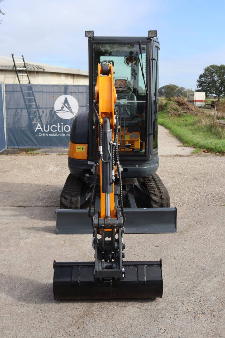 Cougar HT25 Diesel Mini Excavator 14kW 2026 New