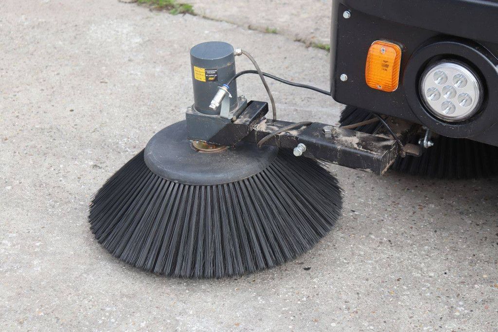 Sweeper ZVOX 2000G Electric 2025