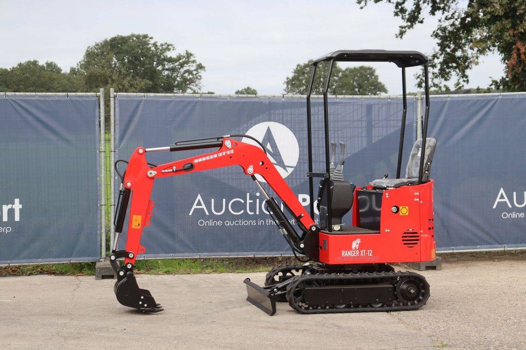 Minibagger Ranger XT12 Benzin 7kW 2026 Neu