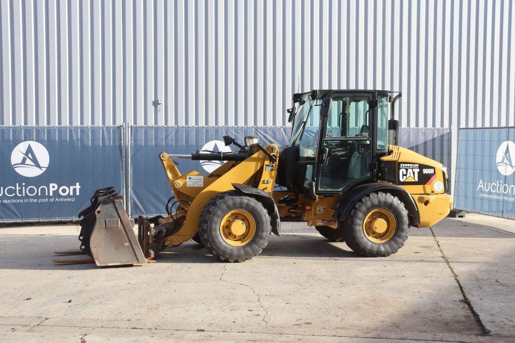Wiellader Caterpillar 906H Diesel 55kW 2011