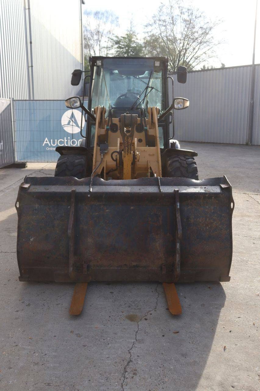 Wiellader Caterpillar 906H Diesel 55kW 2011