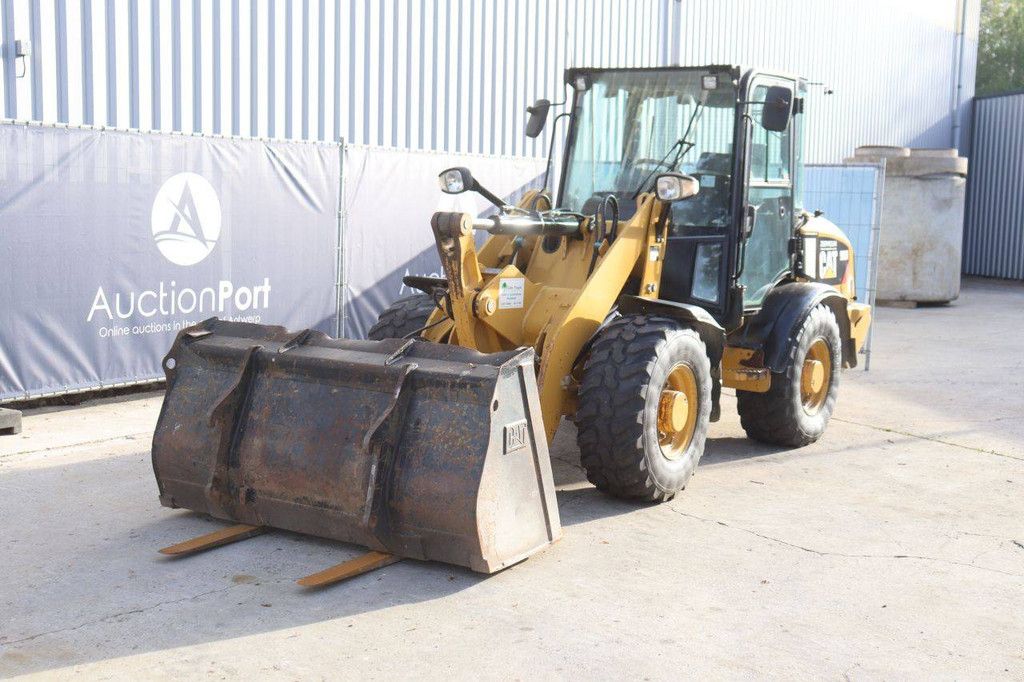 Wiellader Caterpillar 906H Diesel 55kW 2011