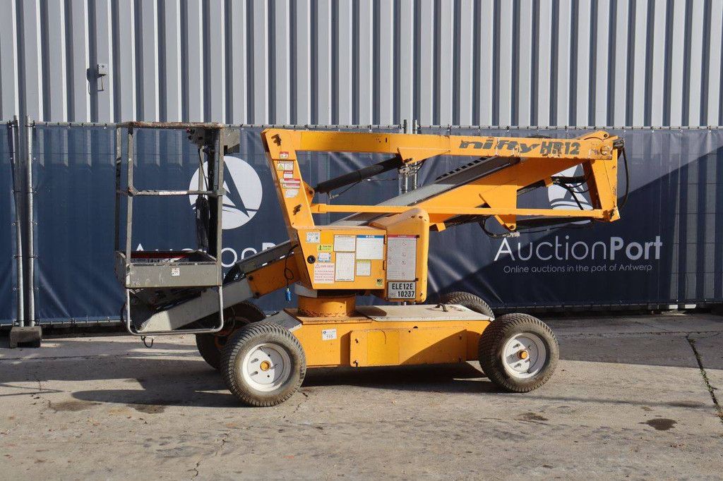 Nifty HR12 NE Gelenkteleskoparbeitsbühne, elektrisch, 200 kg, 12 m, Baujahr 2012