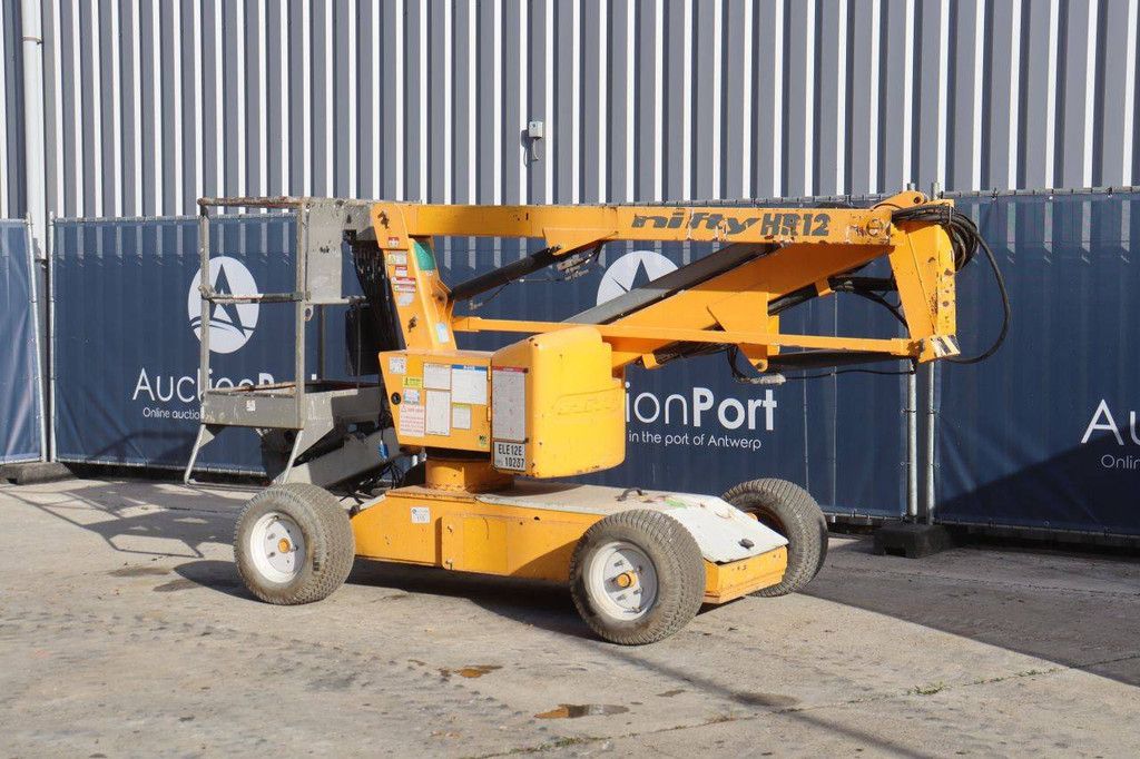 Nifty HR12 NE Gelenkteleskoparbeitsbühne, elektrisch, 200 kg, 12 m, Baujahr 2012