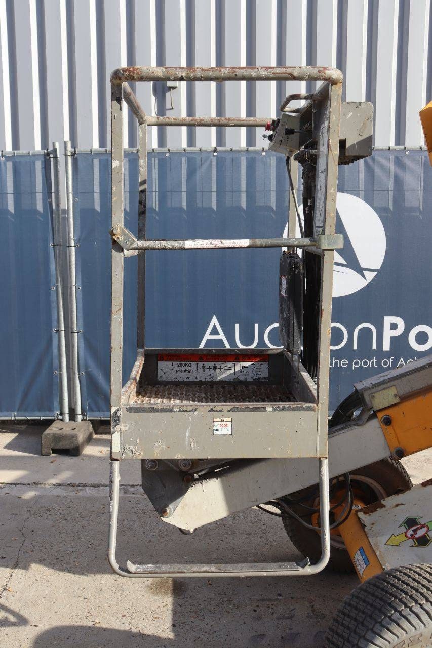 Nifty HR12 NE Gelenkteleskoparbeitsbühne, elektrisch, 200 kg, 12 m, Baujahr 2012