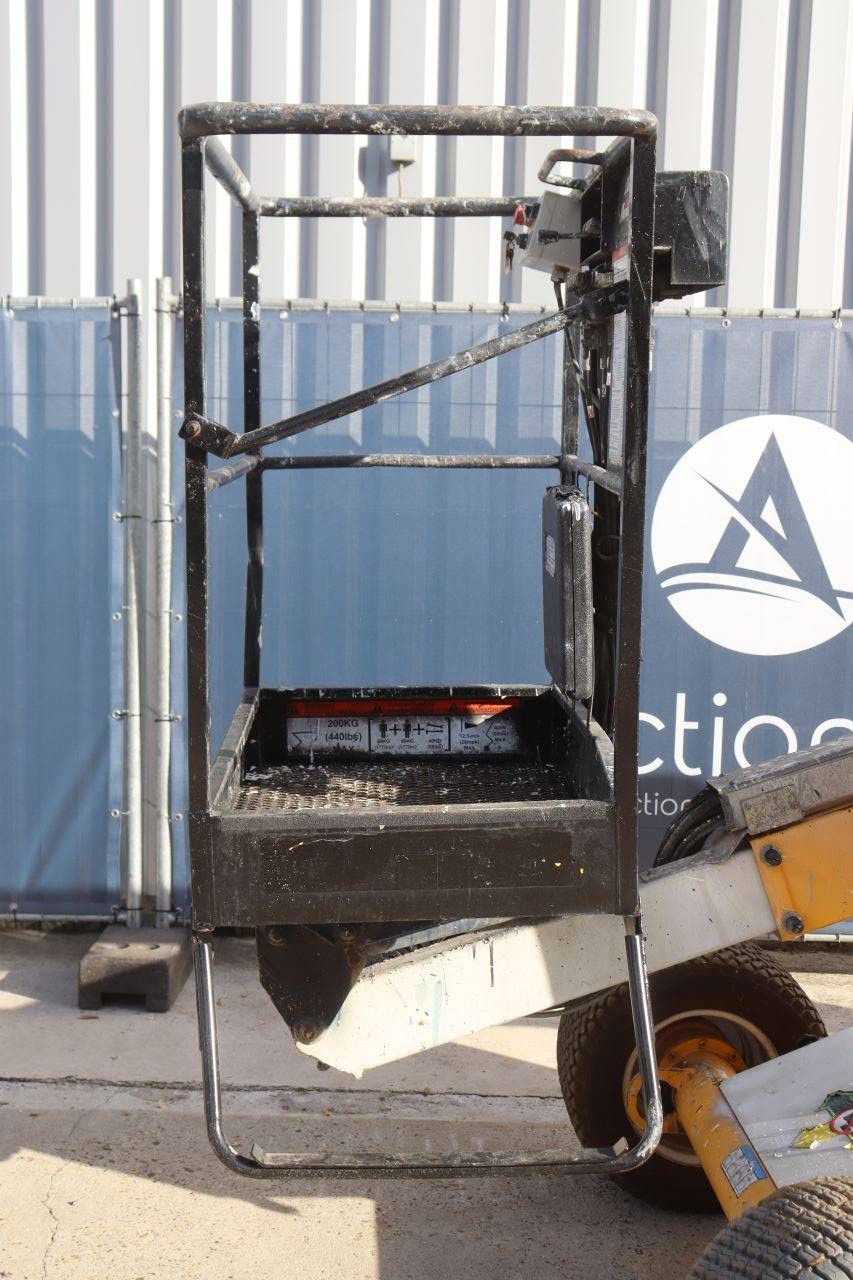 Niftylift HR12 NE Gelenkteleskoparbeitsbühne, elektrisch, 200 kg, 12 m, Baujahr 2011