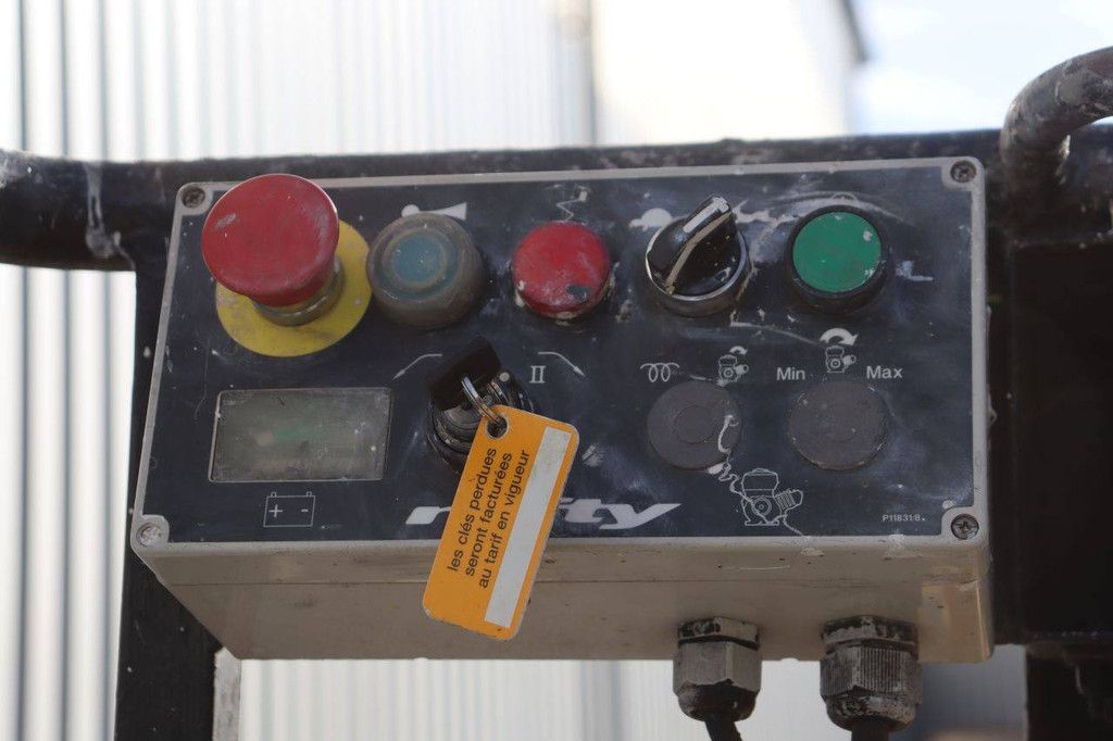 Niftylift HR12 NE Gelenkteleskoparbeitsbühne, elektrisch, 200 kg, 12 m, Baujahr 2011