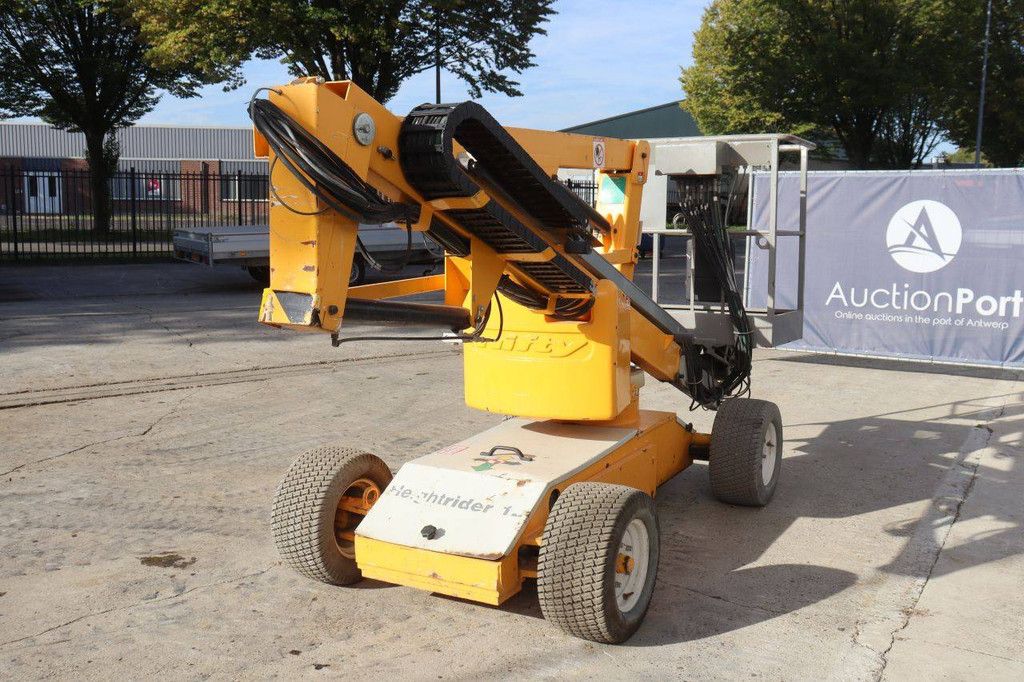Niftylift HR12 NE Articulated Boom Lift Electric 200kg 12m 2012