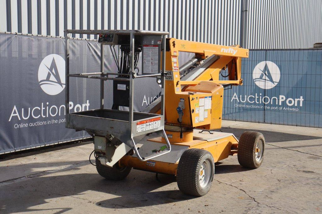 Niftylift HR12 NE Articulated Boom Lift Electric 200kg 12m 2012