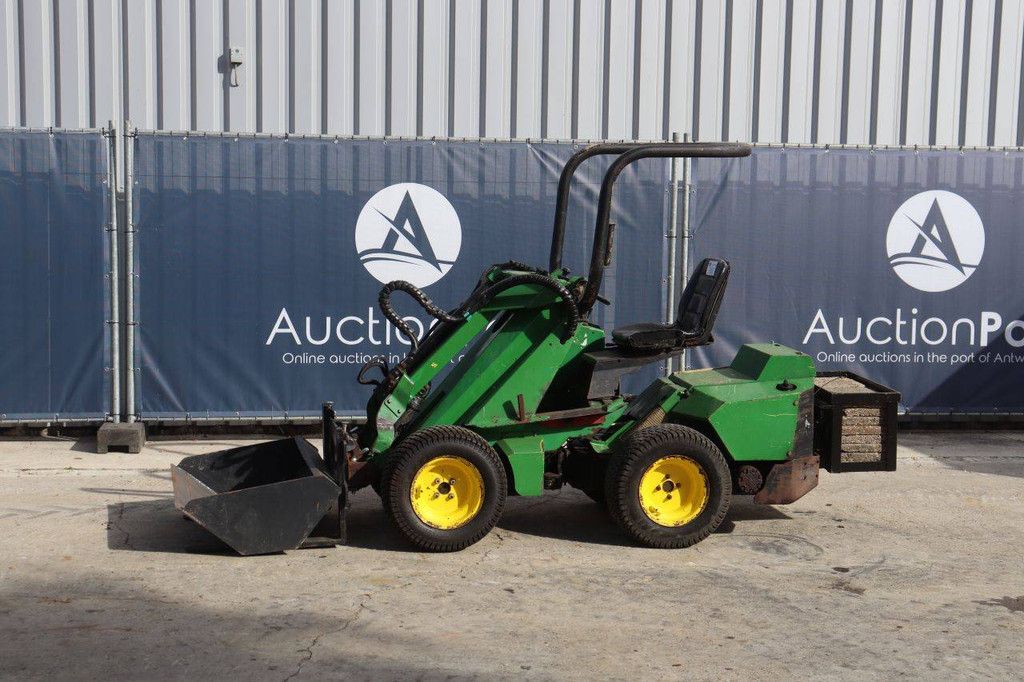 Articulated loader Avant Multi Diesel 14kW 2000