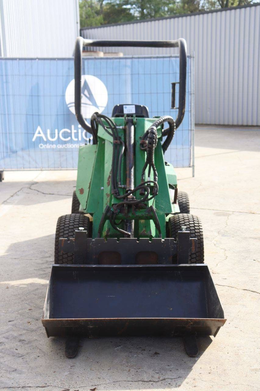 Articulated loader Avant Multi Diesel 14kW 2000