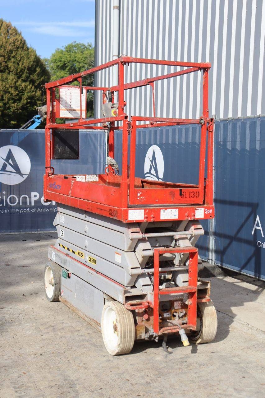 Skyjack SJ 3226 Elektrische Scherenbühne 227 kg 9,9 m