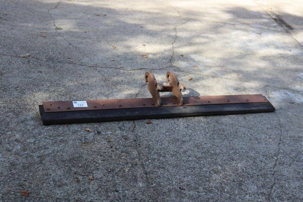 Leveling board
