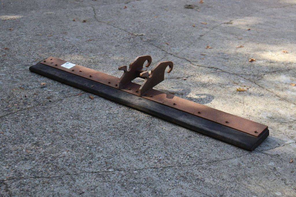 Leveling board