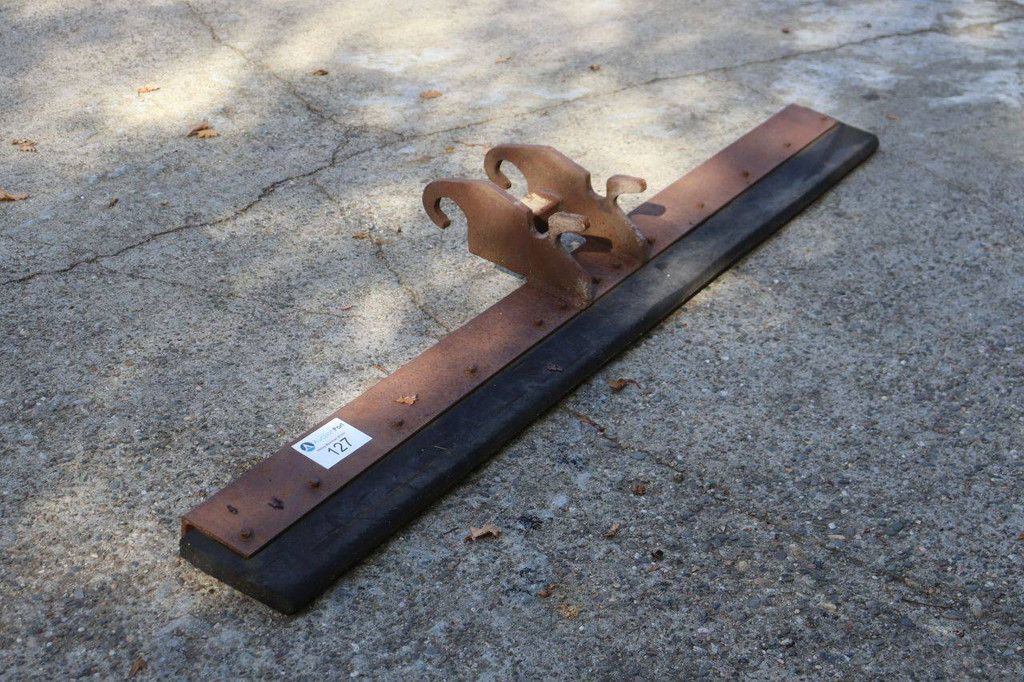 Leveling board