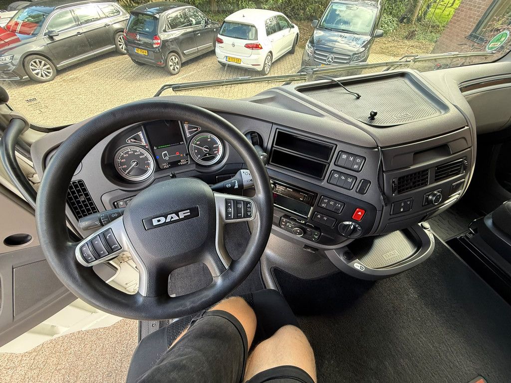 DAF XF 480 6X2 FTP Space Cab Midlift Standairco 476.504KM PTO-Prep NL Truck