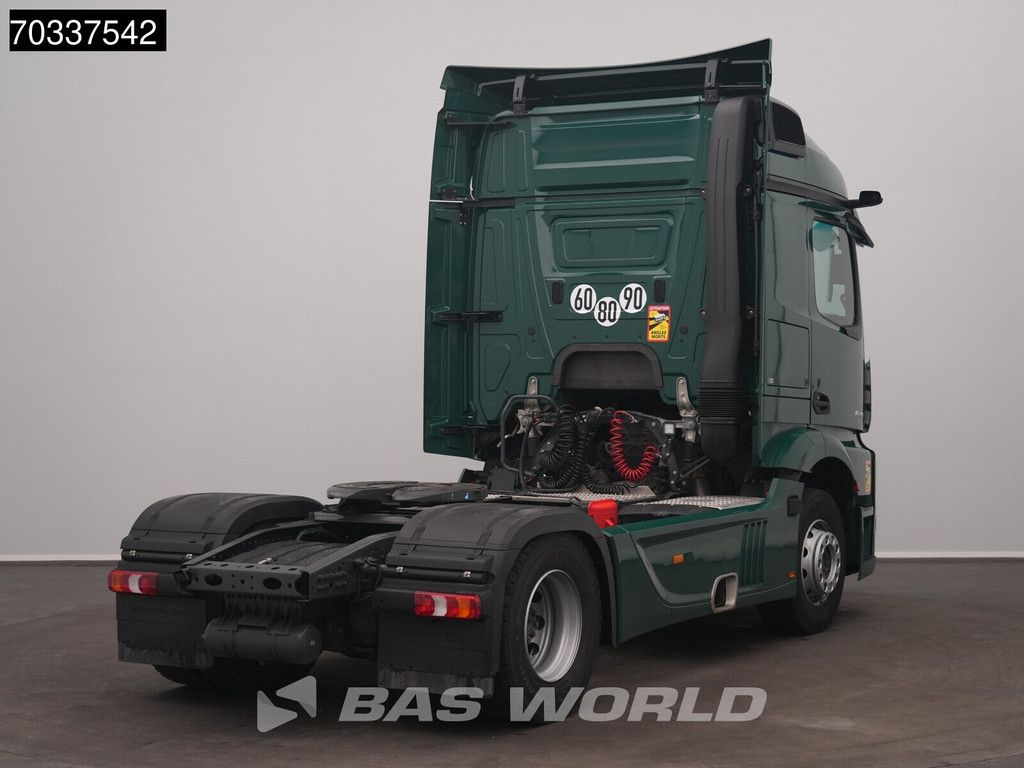 Mercedes Actros 1846 4X2 StreamSpace ACC Navi 70% Tyres!