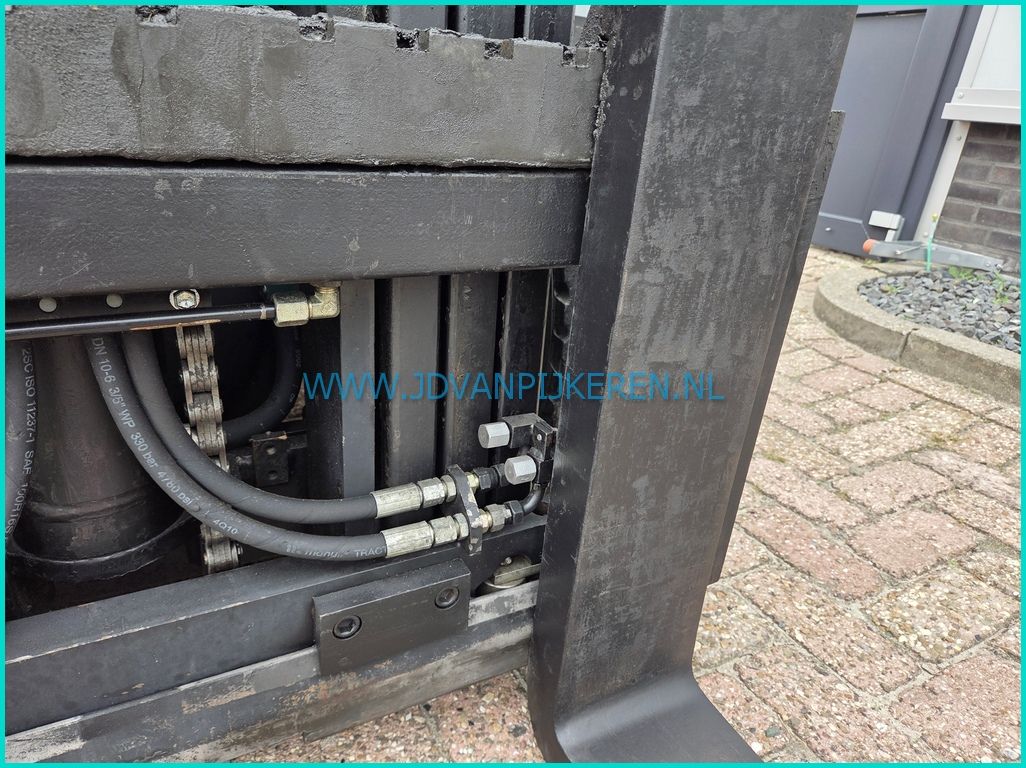 Toyota 02-7FGF30 216cm hoog+triplex4.3m+shift+4xhydraulic