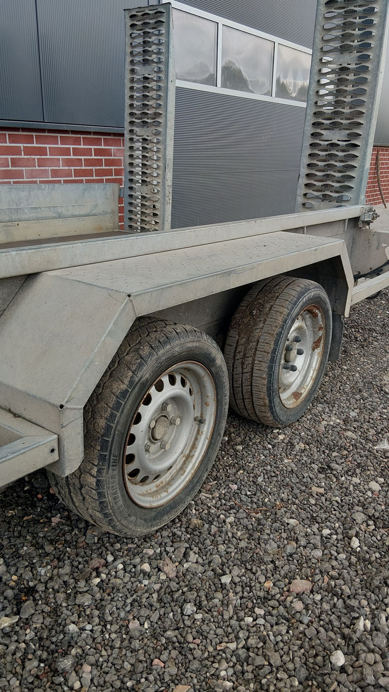Nette Saris machine transporter 3500kg (bj2016)