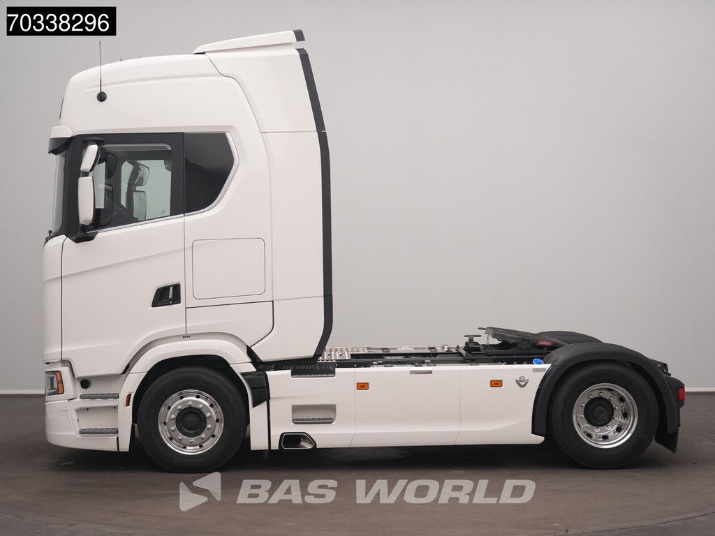 Scania S660 4X2 Retarder 2x Tanks Standklima ACC Leather Navi
