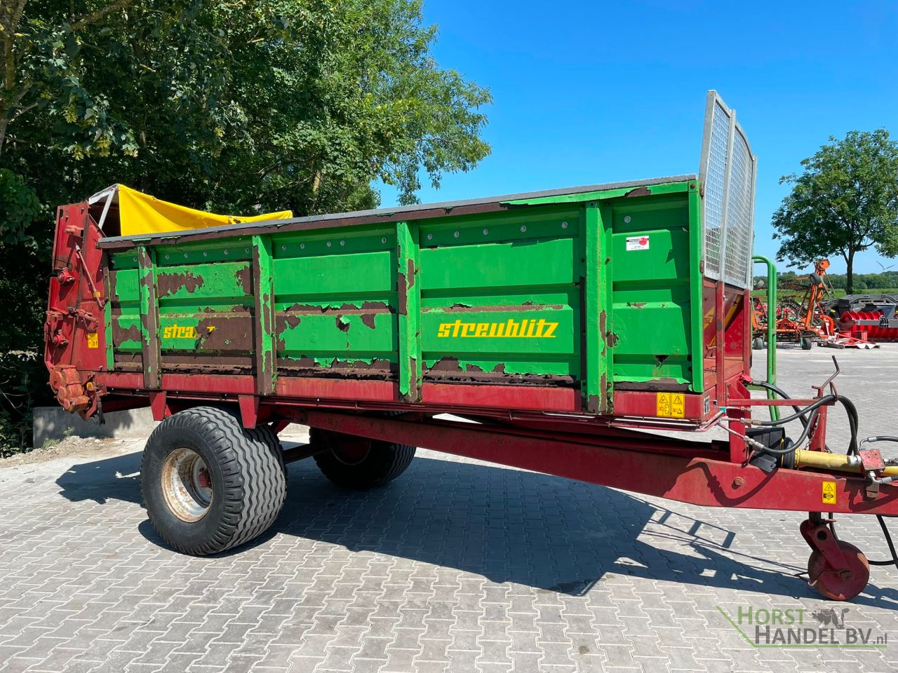 Strautmann BE6 meststrooier