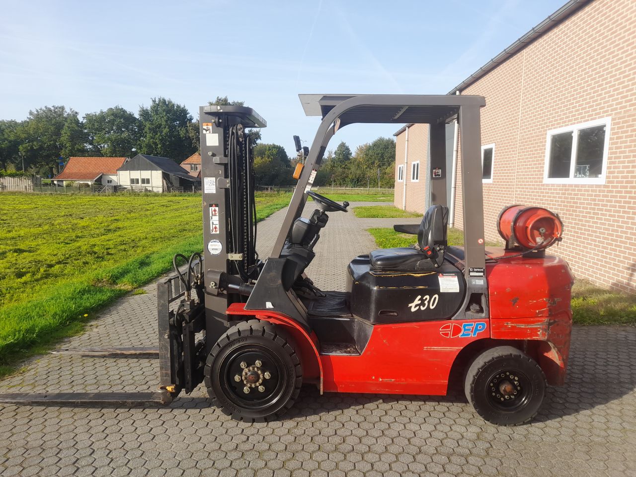 EP 3 ton LPG heftruck 3230uur