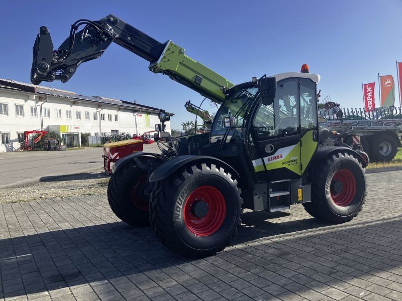 Claas SCORPION 742 VARIPOWER