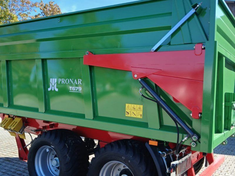 Pronar T 679