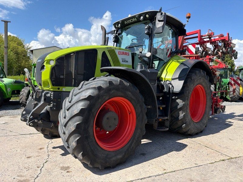 Claas Axion 930