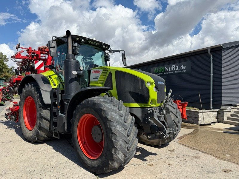 Claas Axion 930