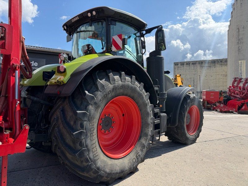 Claas Axion 930