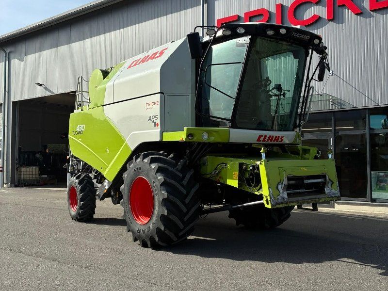 Claas Tucano 430 m. Vario 6,00 mtr.